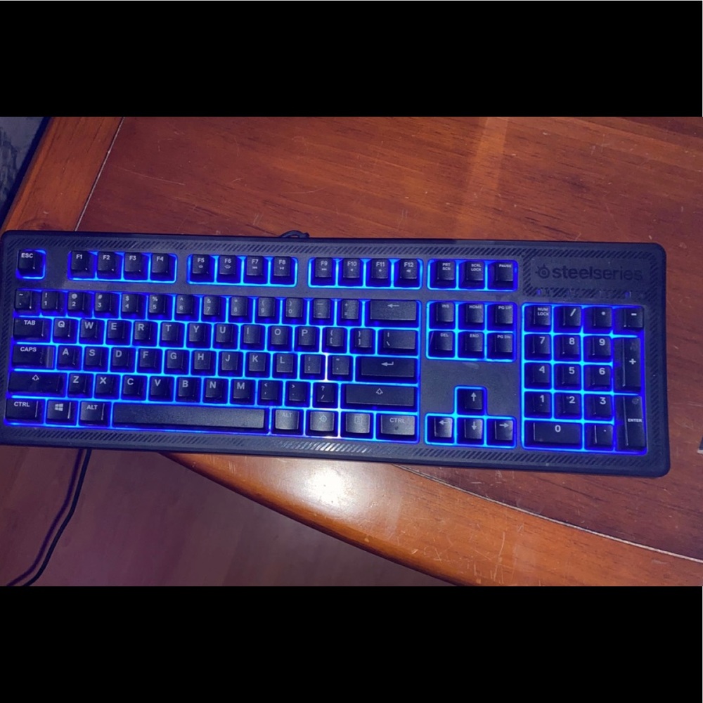 steelseries light up gaming keyboard